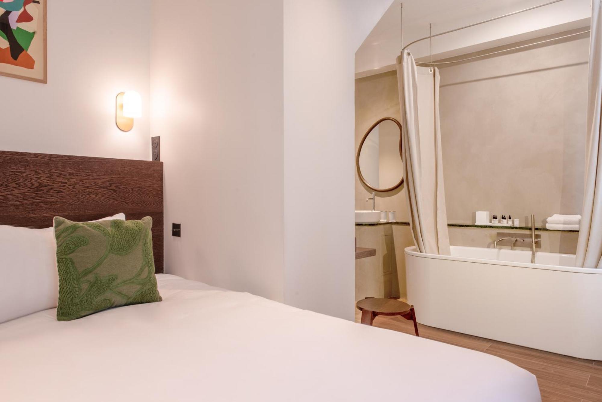 Le Lampika Hotel Paris Rum bild