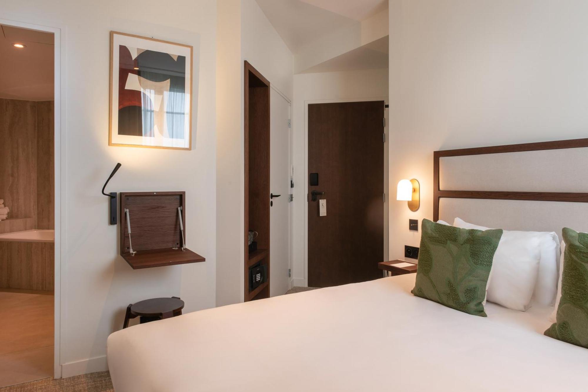 Le Lampika Hotel Paris Rum bild